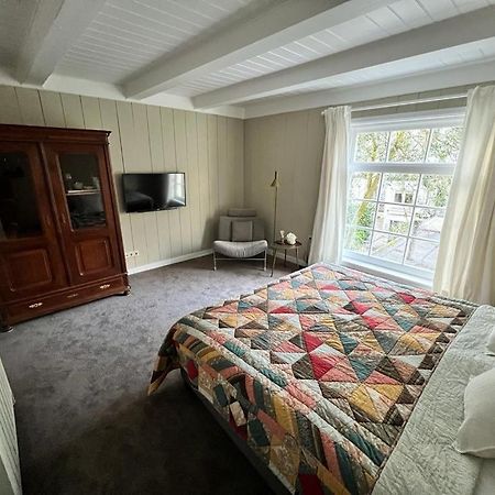 Bed and Breakfast Dahli'S Sleep Boutique Амстердам Экстерьер фото