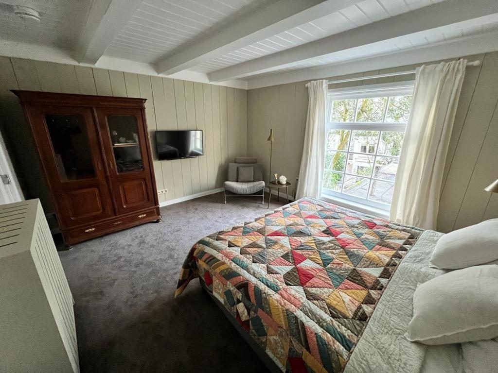 Bed and Breakfast Dahli'S Sleep Boutique Амстердам Экстерьер фото